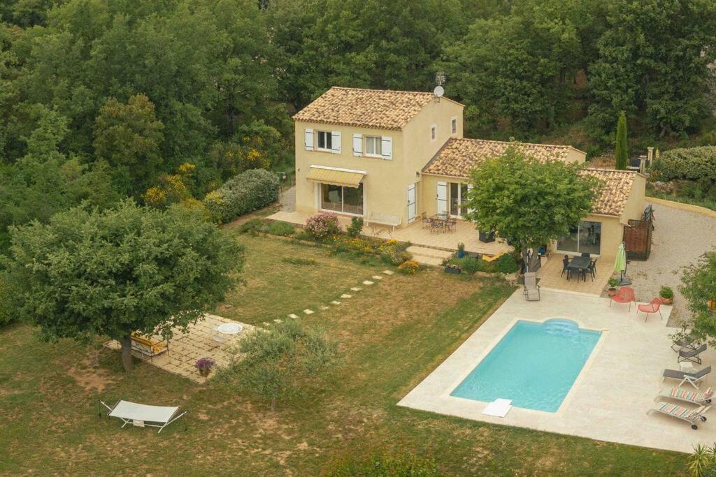 Villa Calme Avec Piscine A Greoux Exterior foto