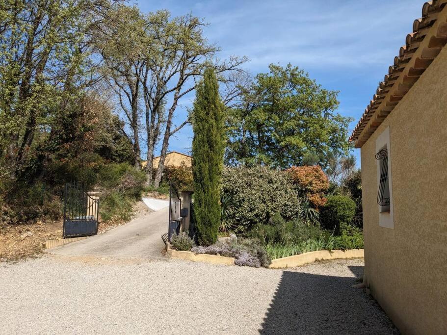 Villa Calme Avec Piscine A Greoux Exterior foto