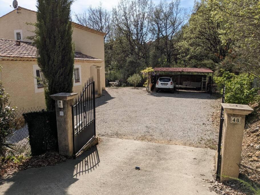Villa Calme Avec Piscine A Greoux Exterior foto